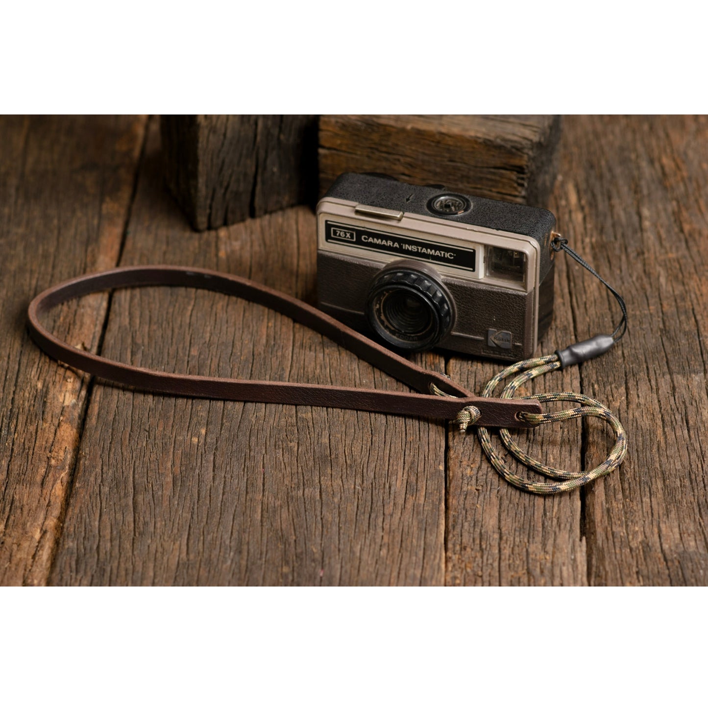 Correa de cuello para cámara | Cuero Cafe · Cordón Camuflado