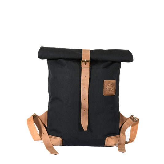 Morral pequeña impermeable de color negro - The Mountain Atelier