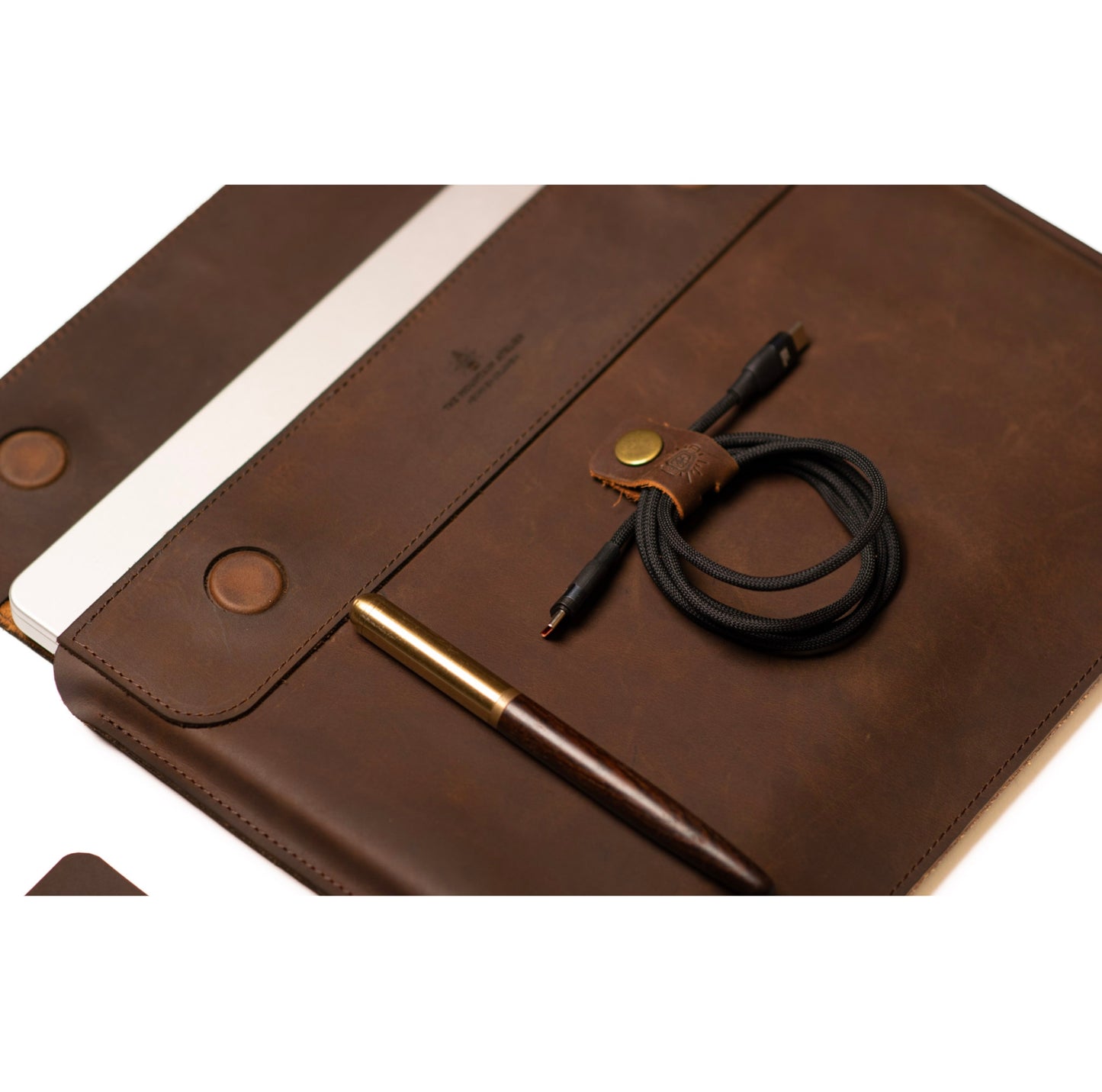 Funda para laptop en cuero 14" Avellana
