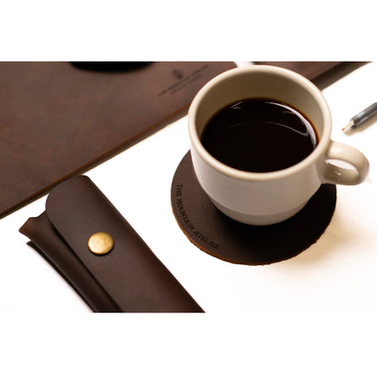 Posa vasos en cuero Chocolate - The Mountain Atelier