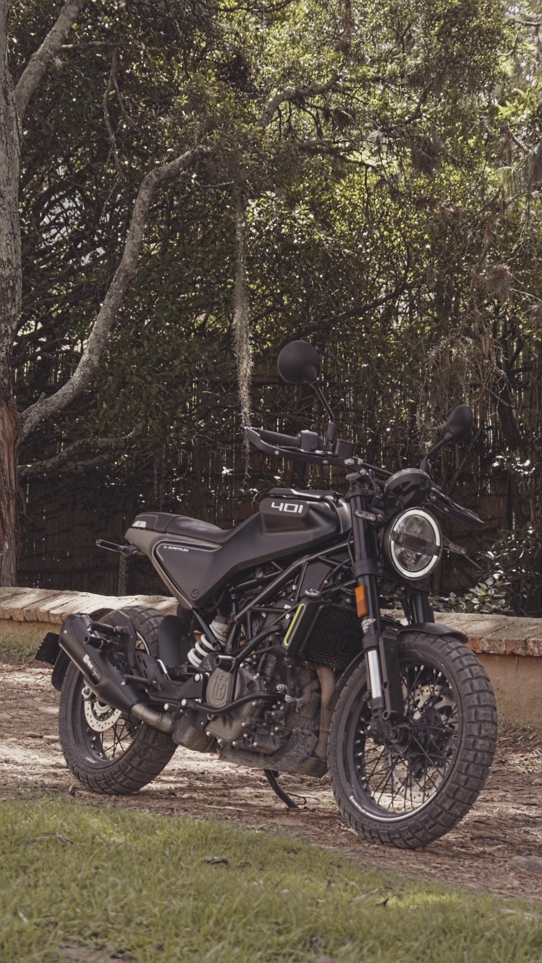 Cargar video: Morral de lona y cuero