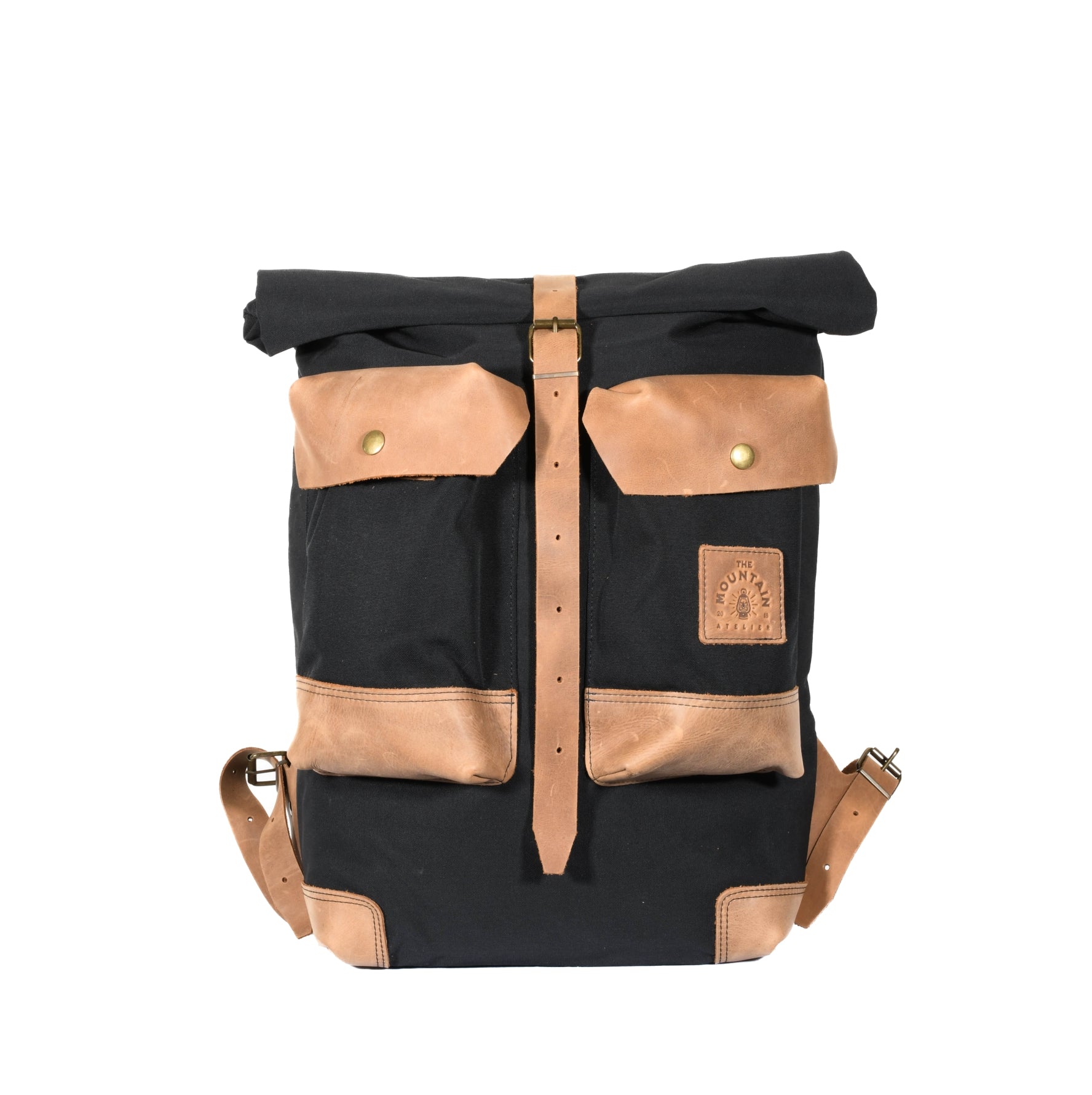 Morral grande impermeable de color Negro | The Mountain Atelier